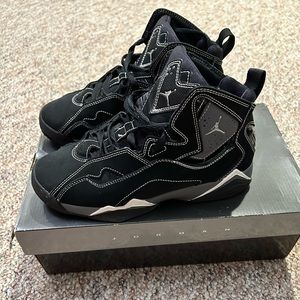 Kids Jordan True Flight grade school sneakers